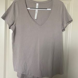 Lululemon short sleeve top